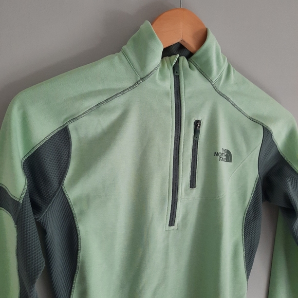 The North Face | Flash Dry Long Sleeve - Picture 2 of 8